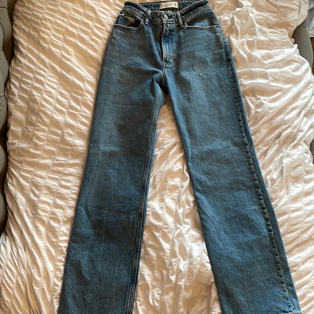 Abercrombie and Fitch jeans The 90s relaxed jean high rise size:24/00